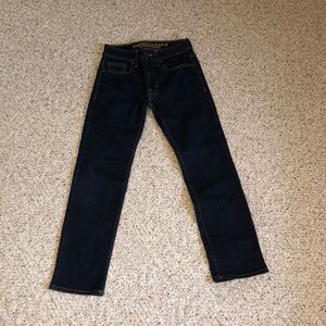 Like new American eagle extreme flex jeans